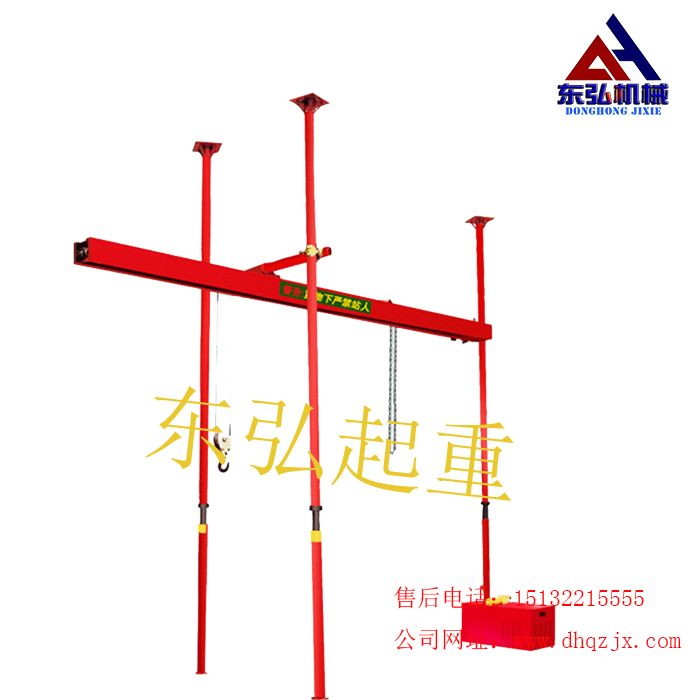 东弘起重，吊运机是一款适用场景非常广泛的轻型电动起重设备，随着国内近些年来房地产行业的膨胀，加速了人们购房换房的速度，间接地带动了搬家、家庭装修行业的发展，尤其是在家庭装修行业中的得到了大量频繁的使用。
