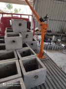 小型货车安装500公斤车载小吊机