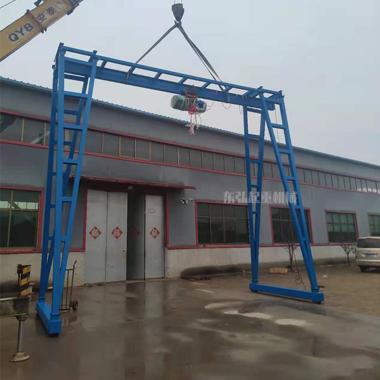 有轨道电动行走龙门吊